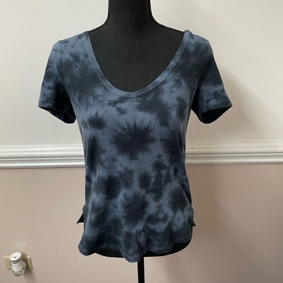 PINK Victoria’s Secret Navy Tie Dye Tee - Picture 1 of 5